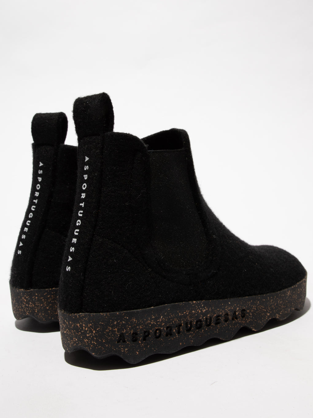 Chelsea Ankle Boots CAIA Black Felt