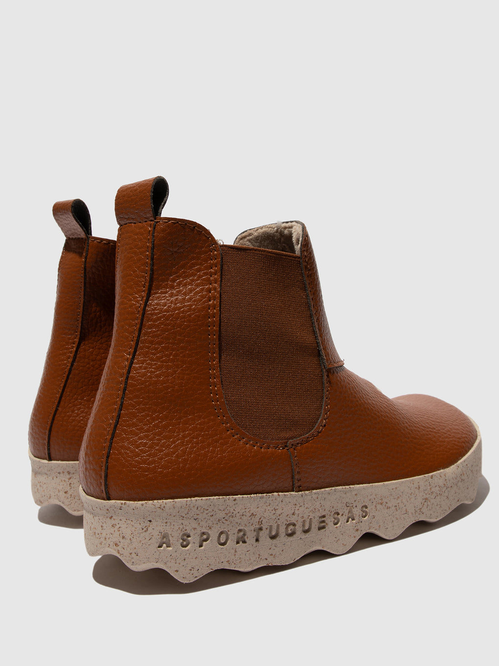 Chelsea Ankle Boots CAIA TAN