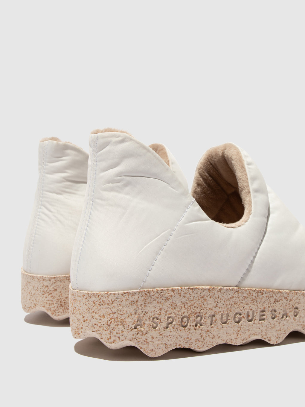 Round Toe Shoes CRUS M WHITE