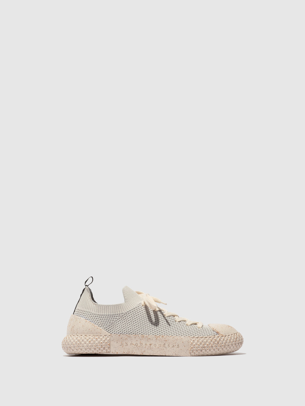 Low-Top Trainers TRIP 2 OFFWHITE