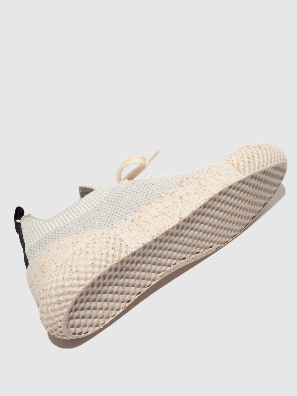 Low-Top Trainers TRIP 2 OFFWHITE