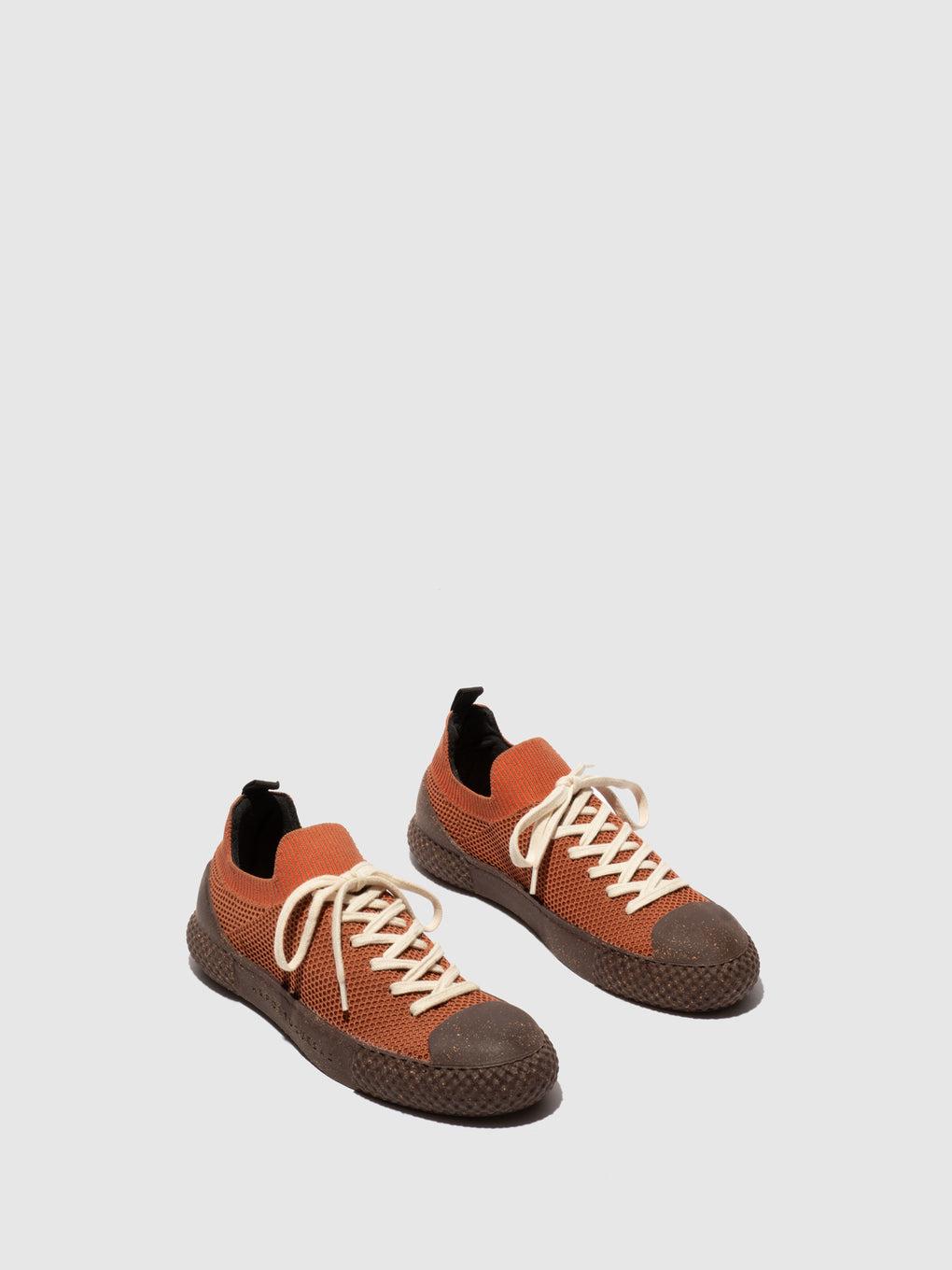 Low-Top Trainers TRIP 2 CHESTNUT