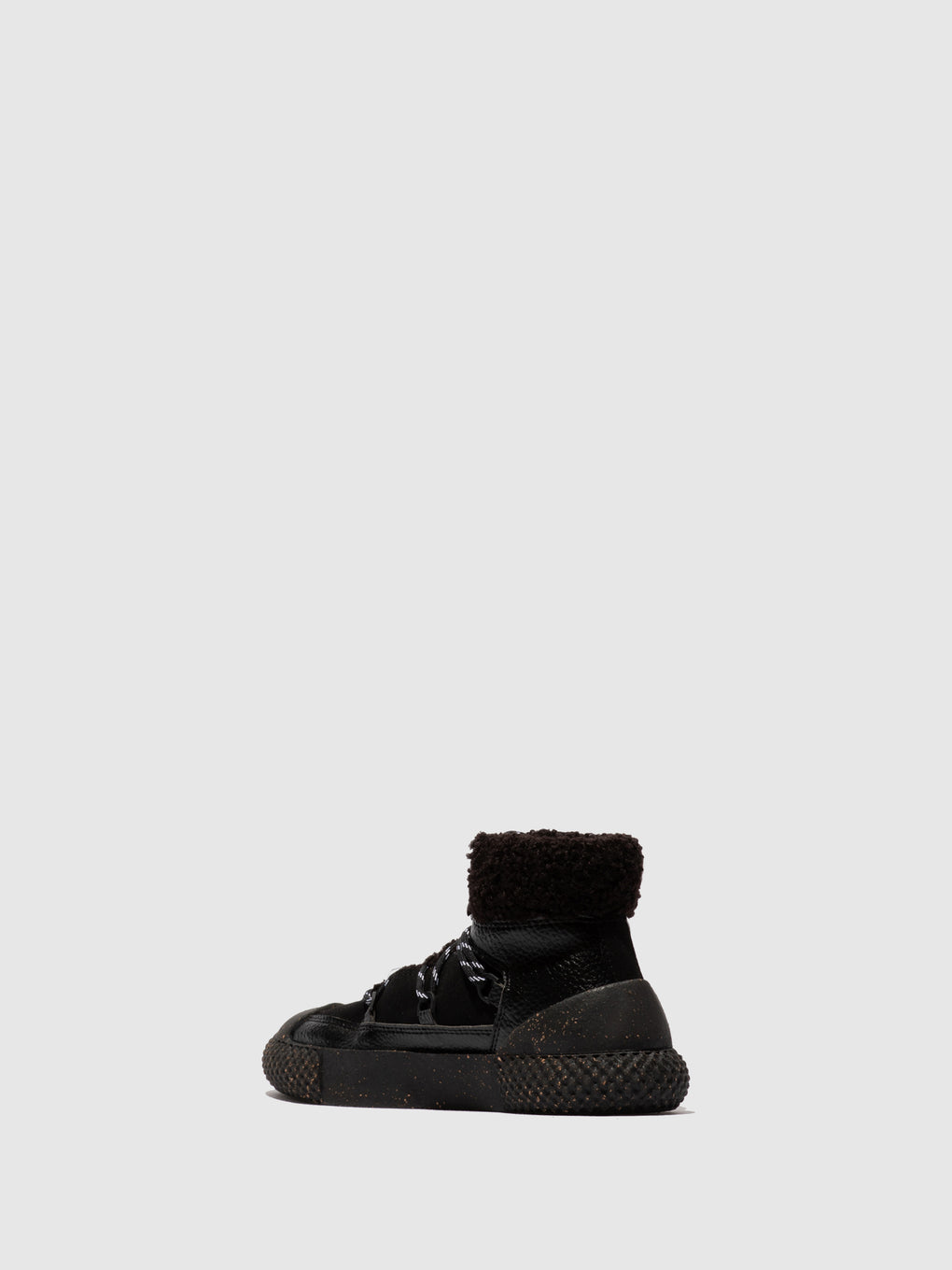 Hi-Top Trainers THIS BLACK
