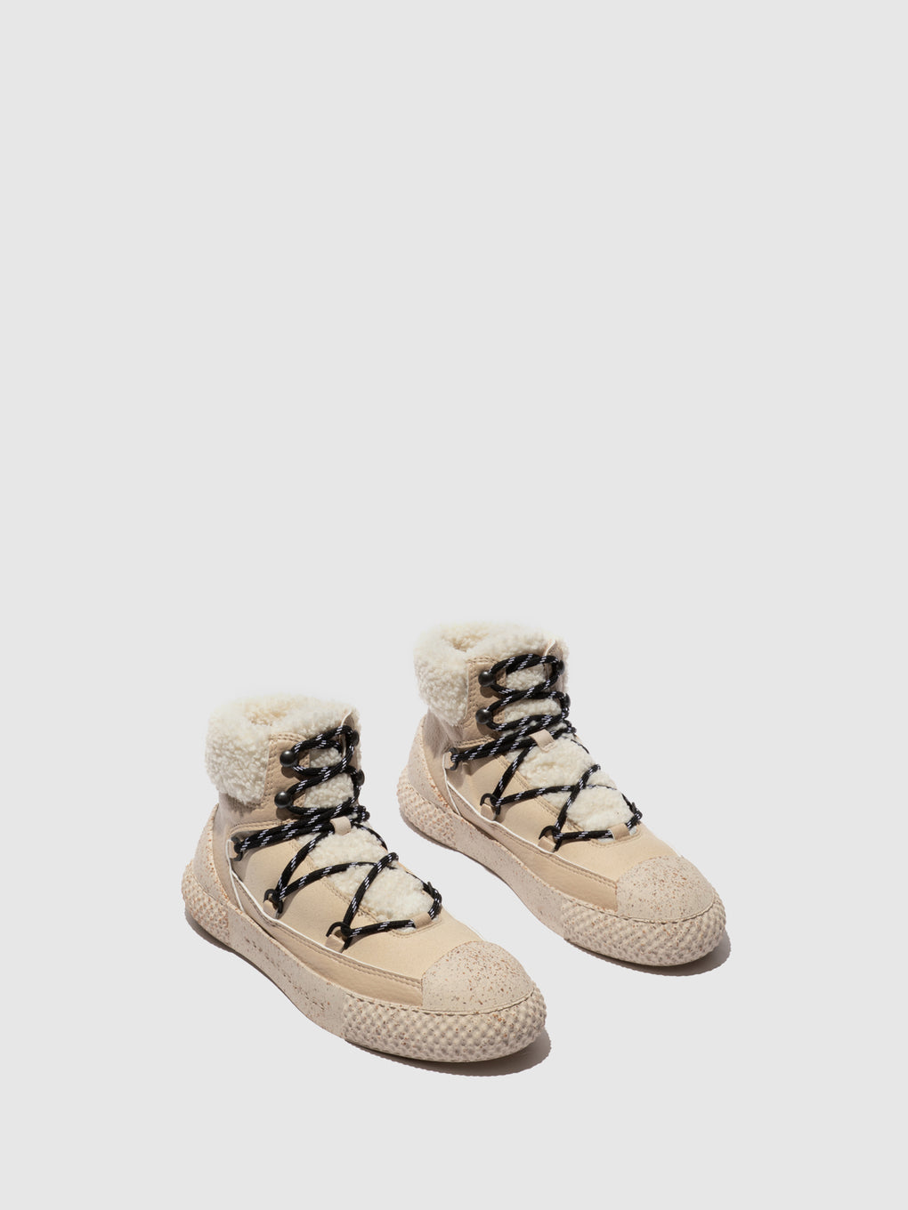 Hi-Top Trainers THIS CREAM