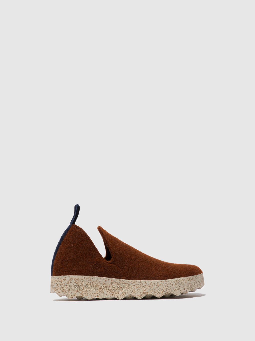 Round Toe Shoes CITY BROWN