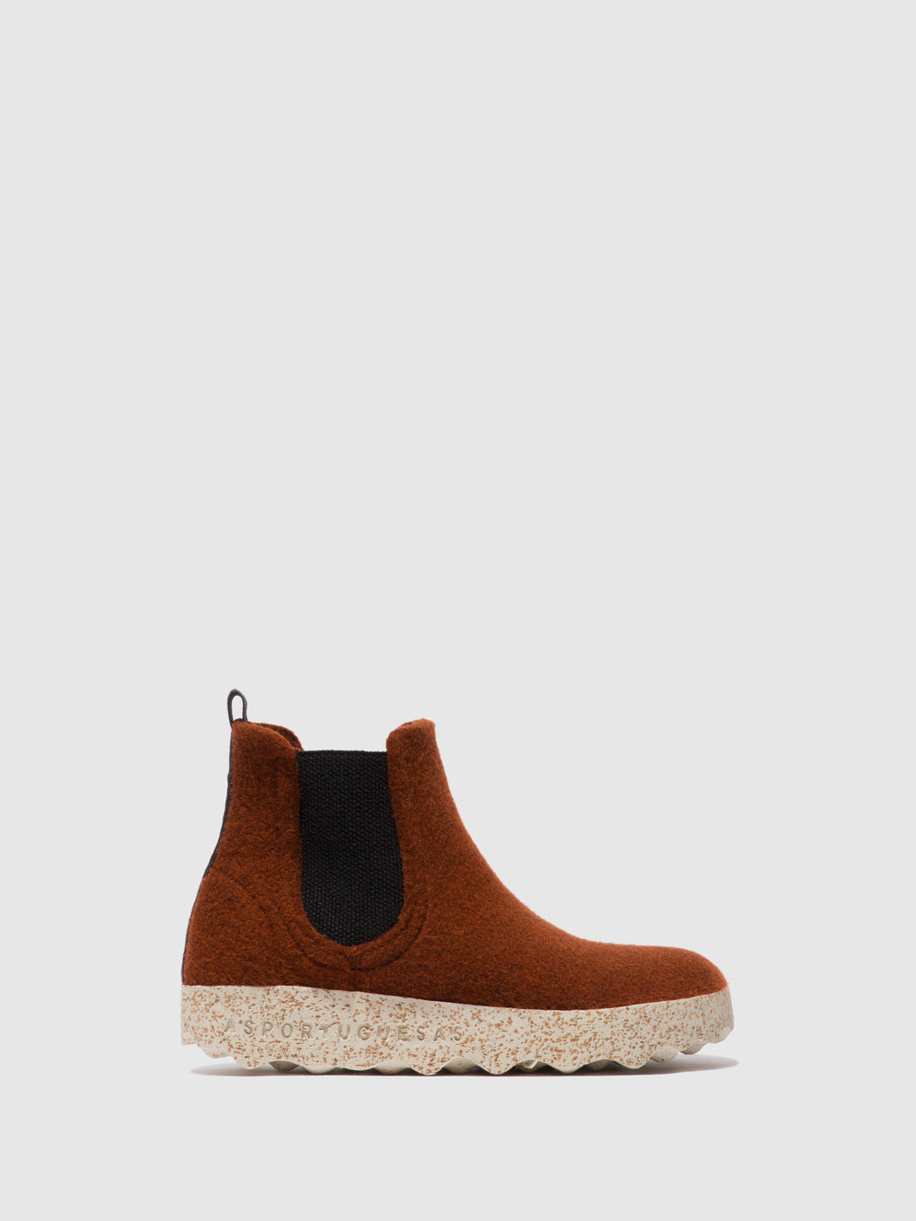 Chelsea Ankle Boots CAIA BROWN