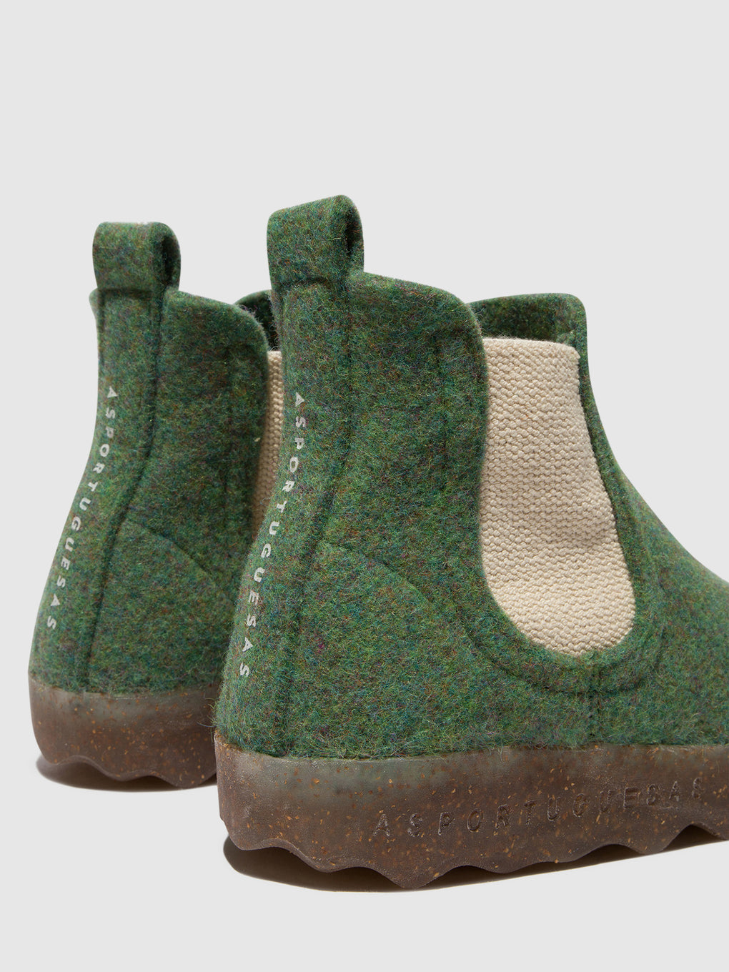 Chelsea Ankle Boots CAIA GREEN