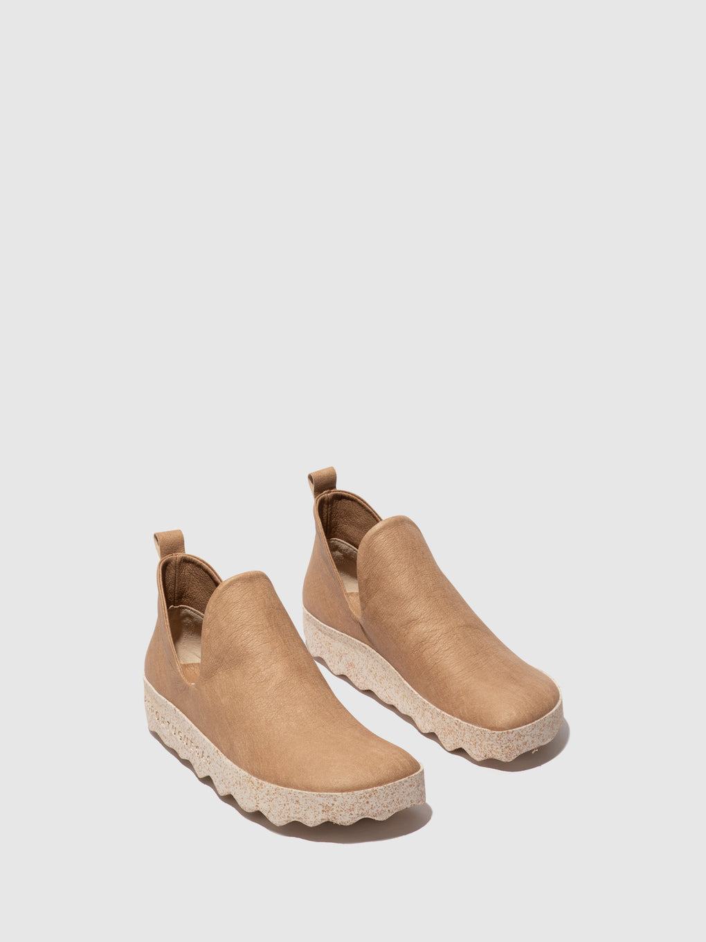 Slip-on Trainers CITY Sand