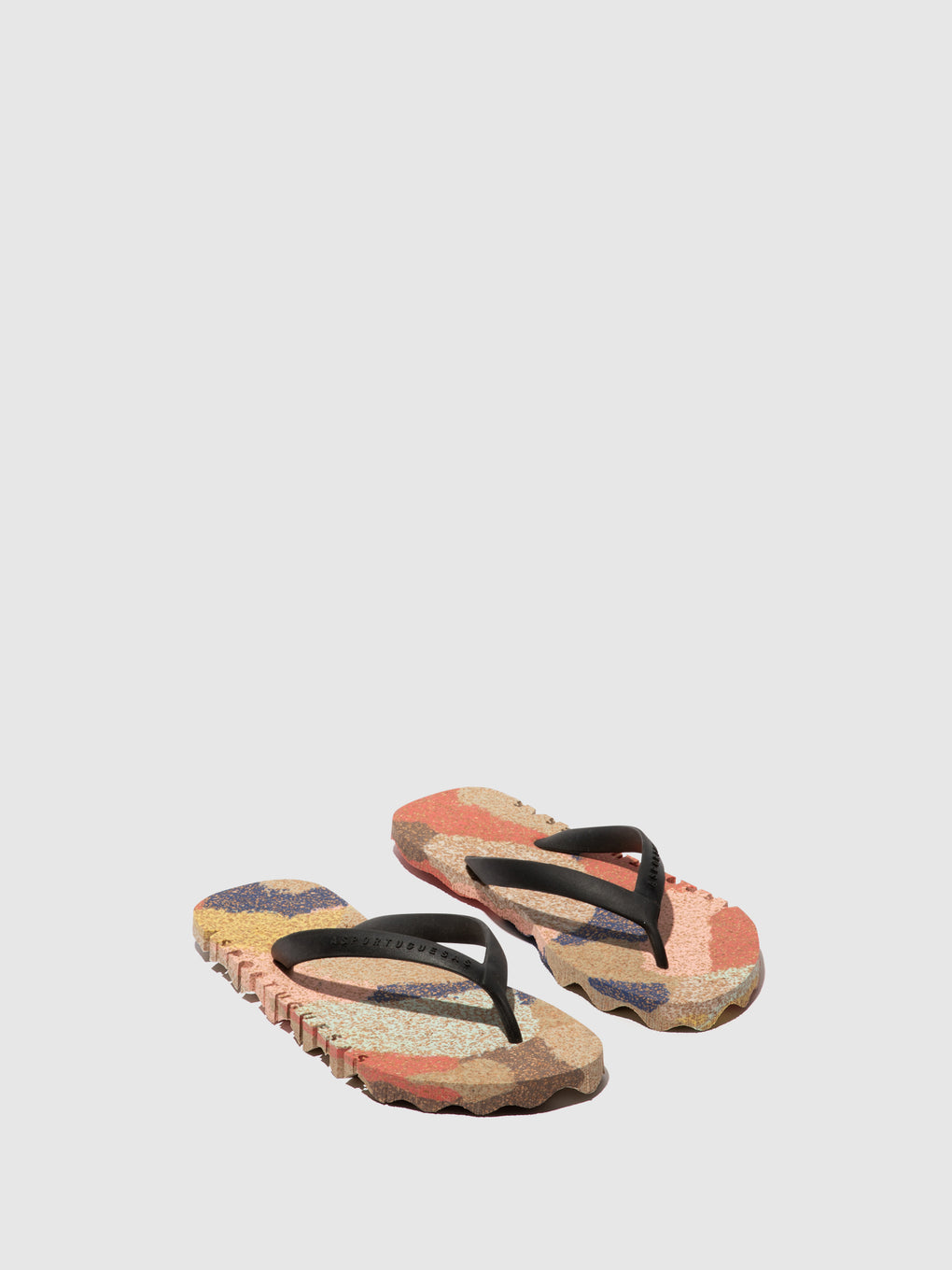 Beach Flip-Flops BUMPY Multicolor & black strap