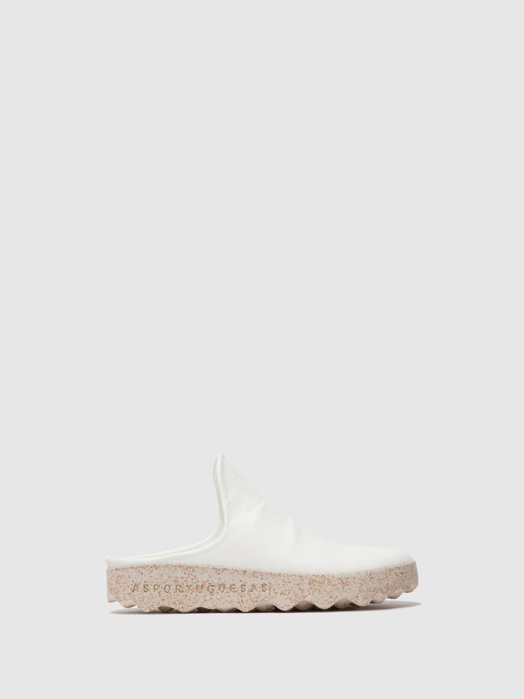 Slip-on Mules CLAY White