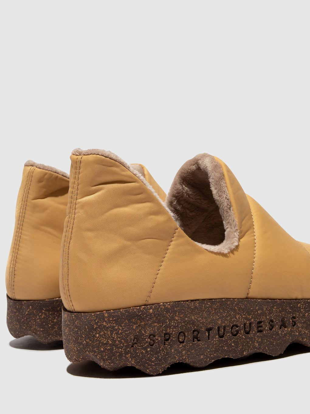 Round Toe Shoes CRUS BEIGE