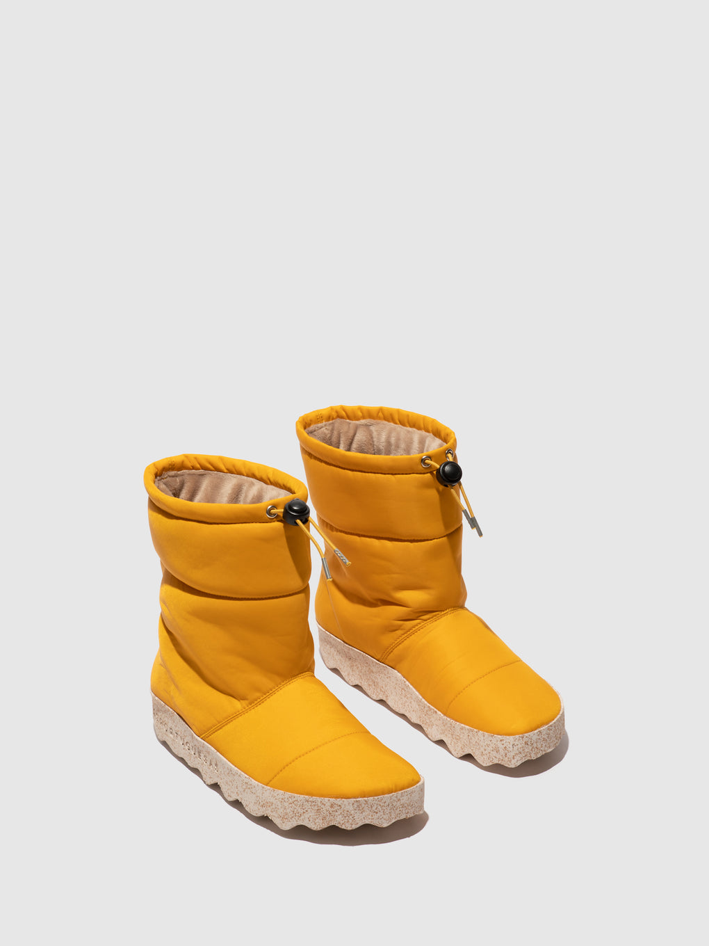 Fluff Boots CALE YEMA